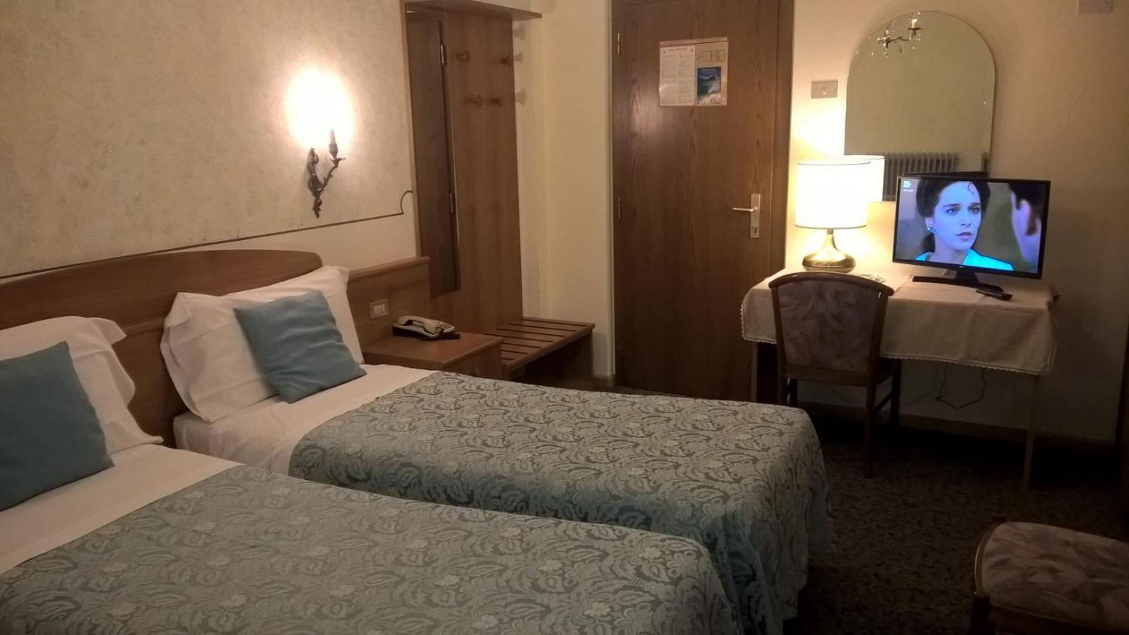 Albergo Stella Alpina Molveno Εξωτερικό φωτογραφία