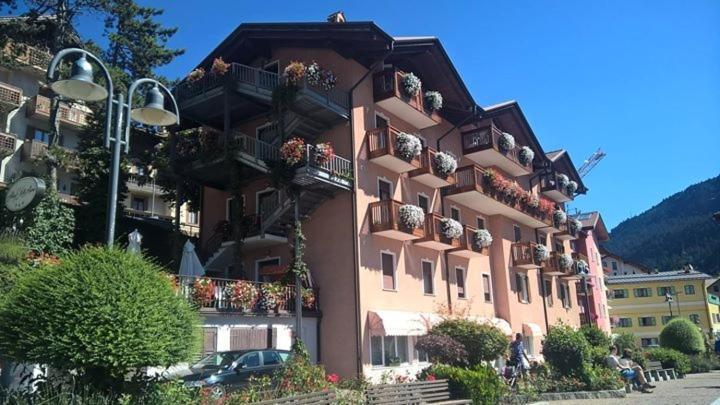 Albergo Stella Alpina Molveno Εξωτερικό φωτογραφία